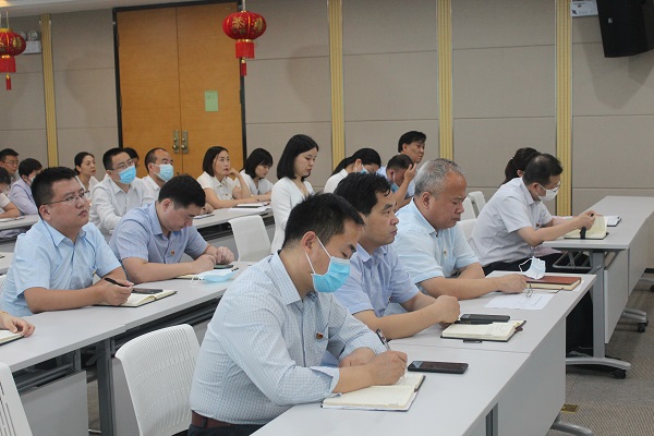 會(huì)議現(xiàn)場(chǎng) (2) 編輯圖.jpg
